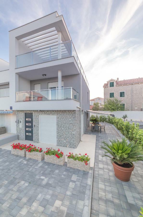 Kuca Buzov - Holiday House In Croatia 스리마 외부 사진